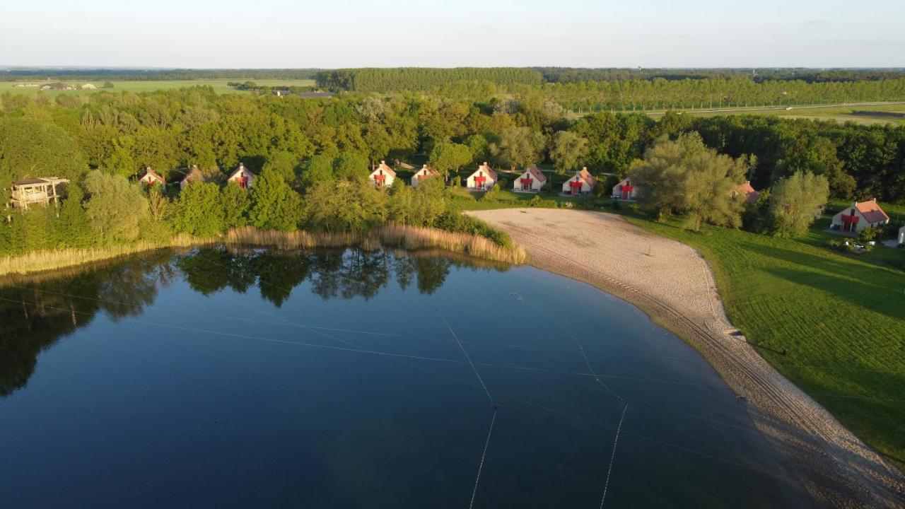 Hotel Vakantiepark 'T Broeckhuys Ewijk Exterior foto
